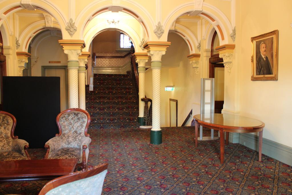 The Hotel Shamrock Bendigo Exterior photo