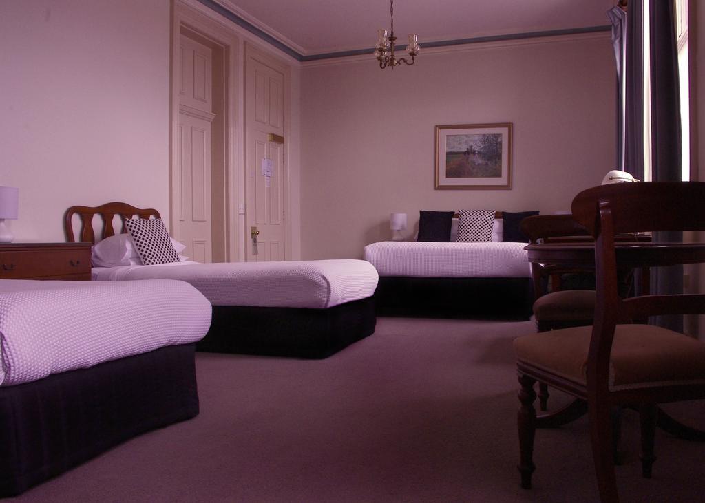 The Hotel Shamrock Bendigo Room photo